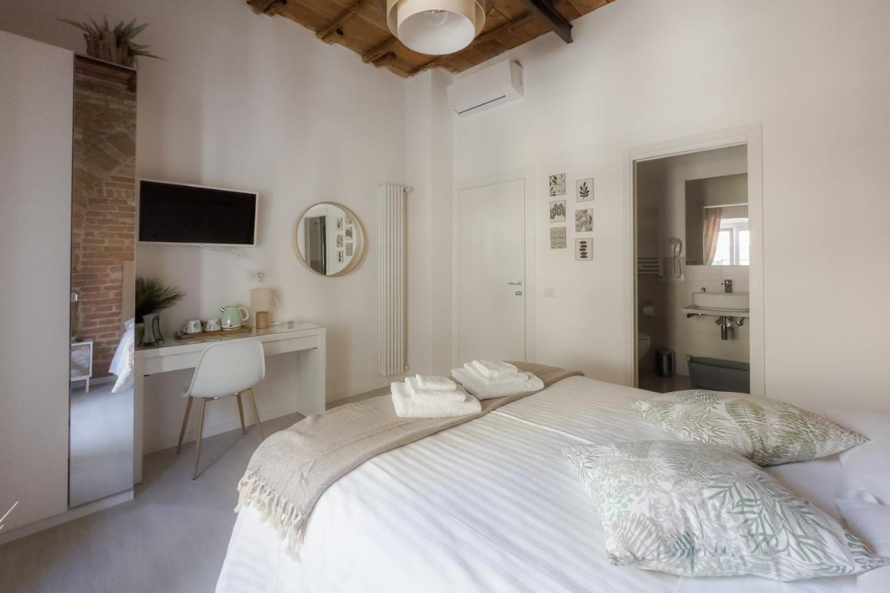 White Ostilia Guesthouse Rzym Zewnętrze zdjęcie