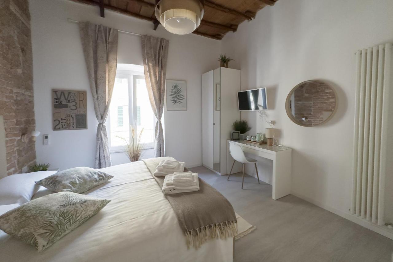 White Ostilia Guesthouse Rzym Zewnętrze zdjęcie