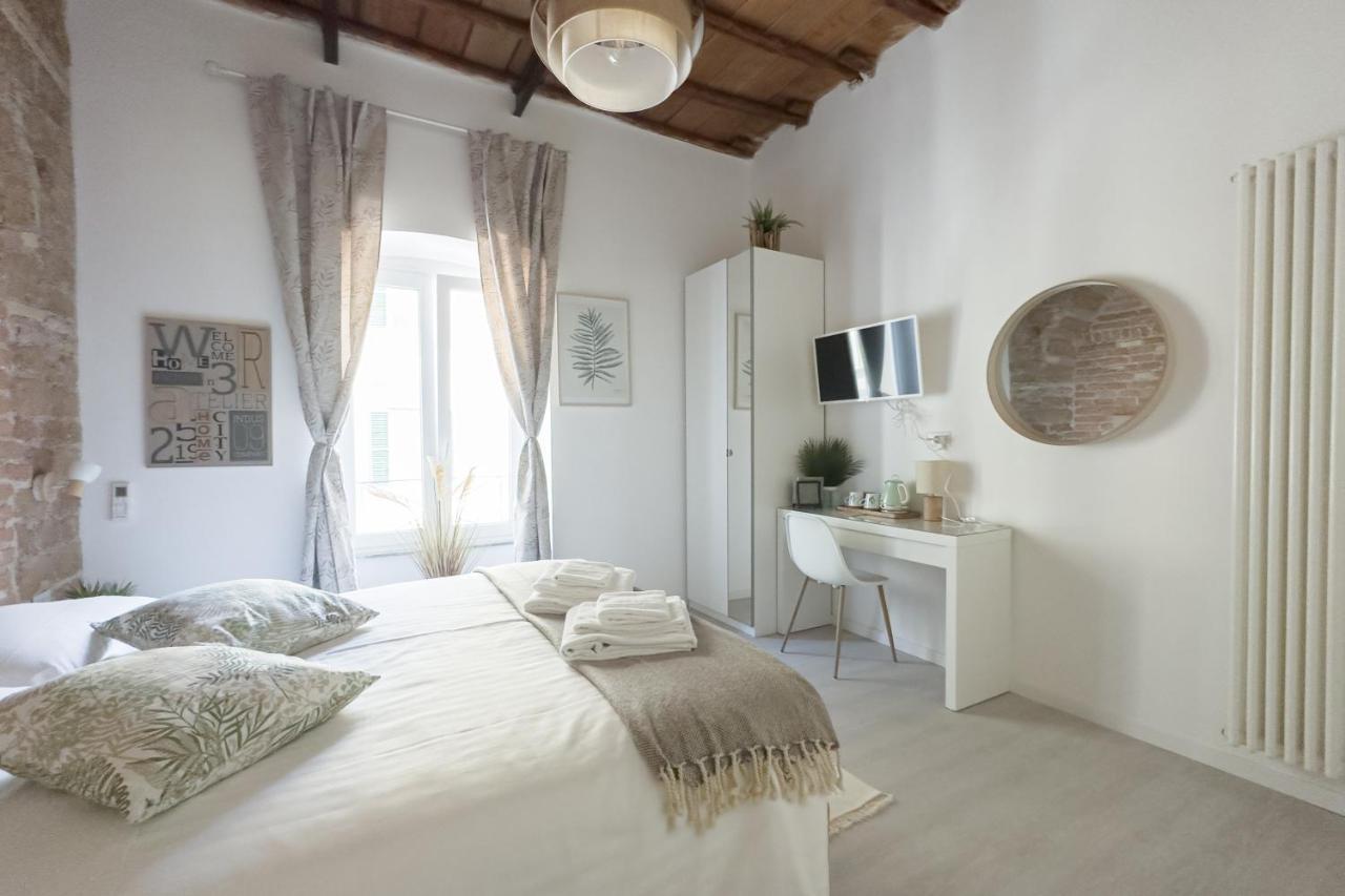 White Ostilia Guesthouse Rzym Zewnętrze zdjęcie
